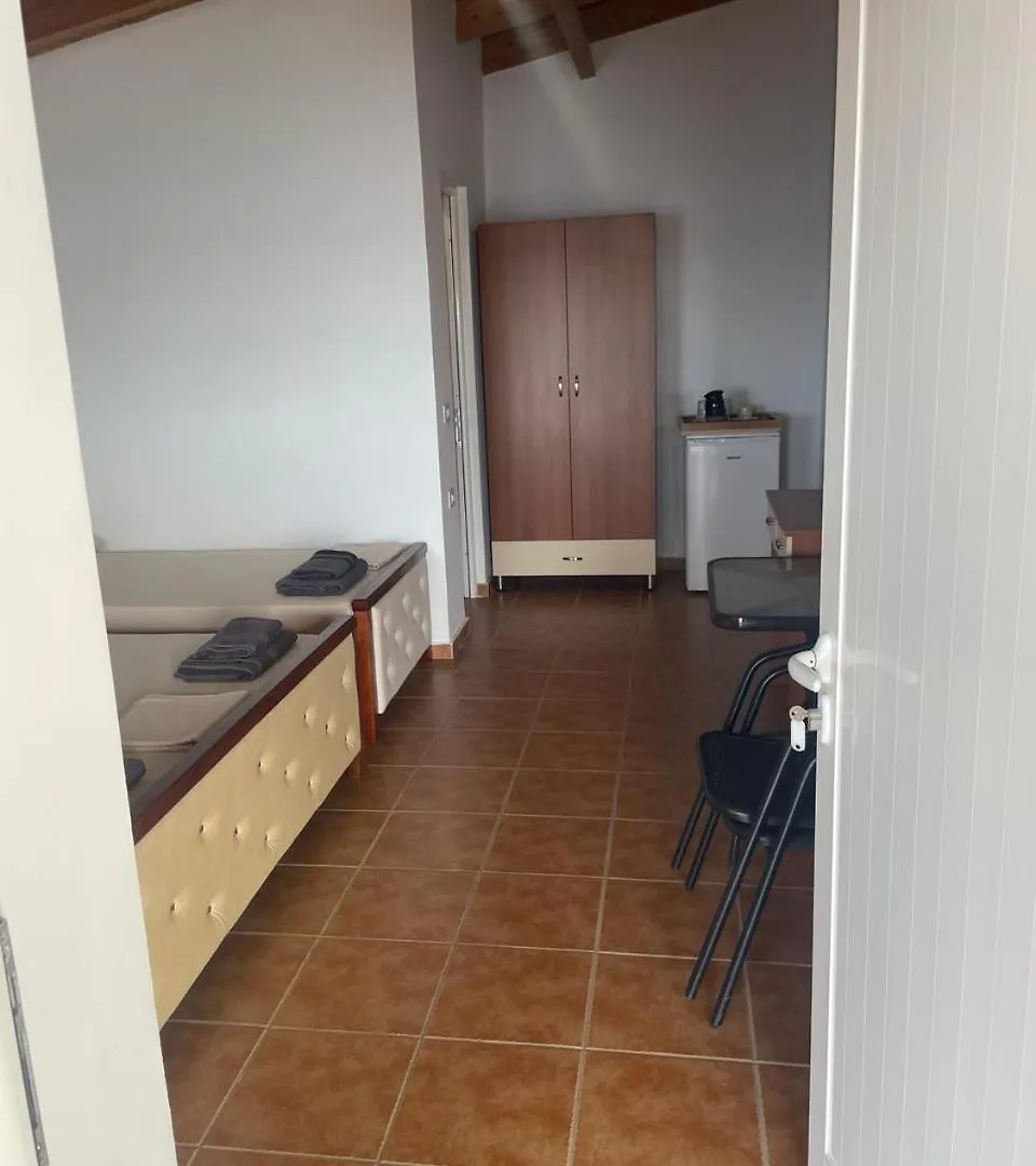 Guesthouse Mateo Dhermi 0*,  Albania